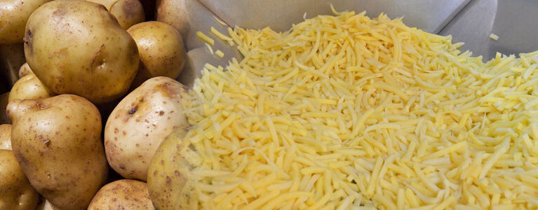 Στην αγορά υπάρχουν πολλές επιλογές πατάτας: φρέσκες, κατεψυγμένες, καθαρισμένες ή κομμένες. Ποια είναι η καλύτερη επιλογή;